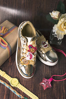 EXPRESS -  PROJECT 78 - Shoelace Charms